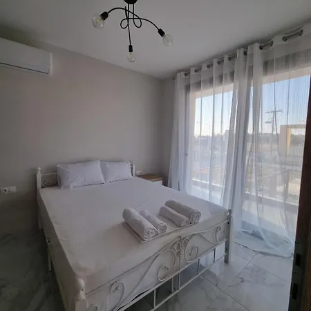 G Quattro Luxury Лефкими
